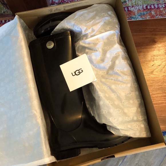 🚫SOLD🚫 🆕 ugg shaye tall black rain boots size 7 - Picture 8 of 10